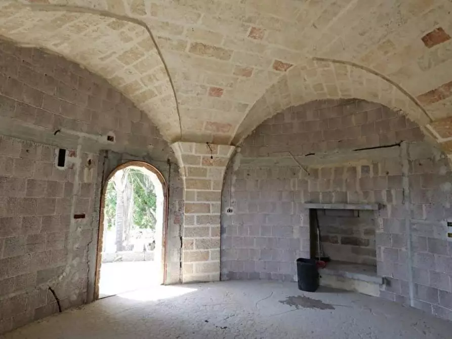 Immagine 11 di Villa in vendita  a Ugento