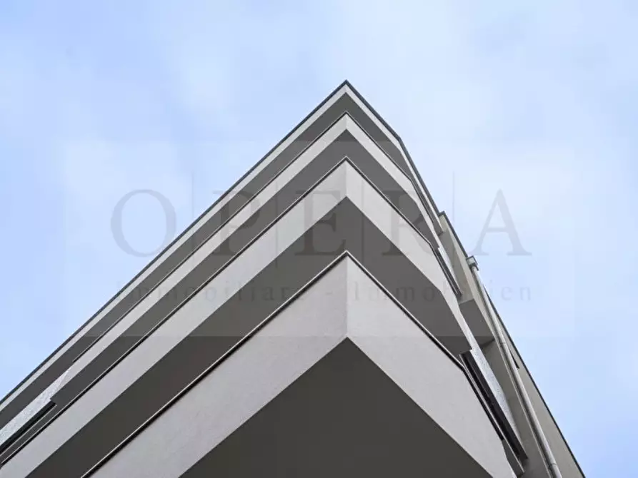 Immagine 1 di Appartamento in vendita  in Via Vicenza a Bolzano