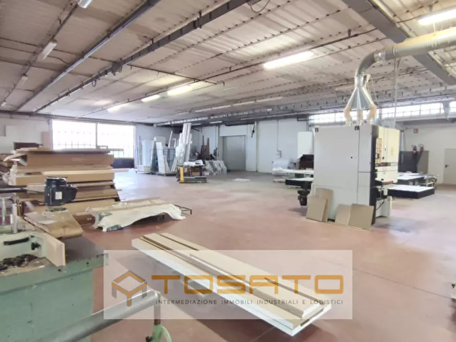 Immagine 1 di Capannone industriale in vendita  a Roverchiara
