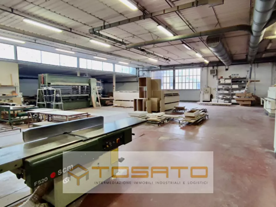 Immagine 4 di Capannone industriale in vendita  a Roverchiara