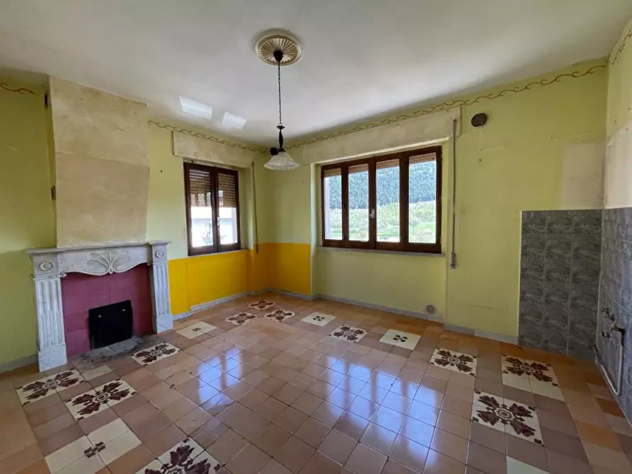 Immagine 5 di Appartamento in vendita  a Tramutola