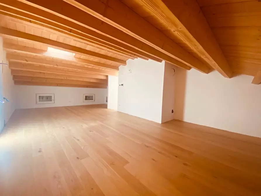 Immagine 16 di Villetta a schiera in vendita  in Via Roma a Rossano Veneto