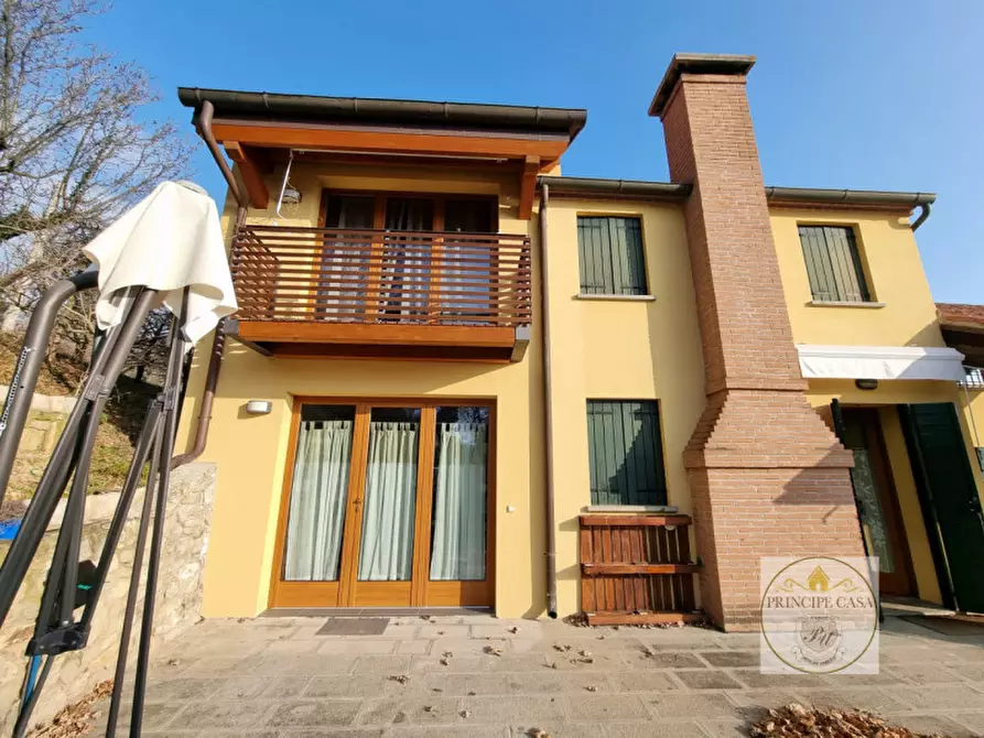 Immagine 2 di Casa indipendente in vendita  in via Belvedere a Baone