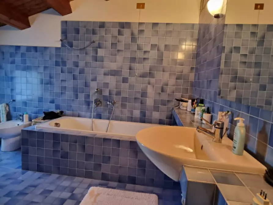 Immagine 20 di Casa indipendente in vendita  in via Belvedere a Baone