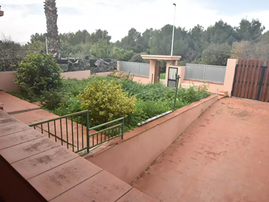 Immagine 26 di Villa in vendita  a Quartu Sant'elena