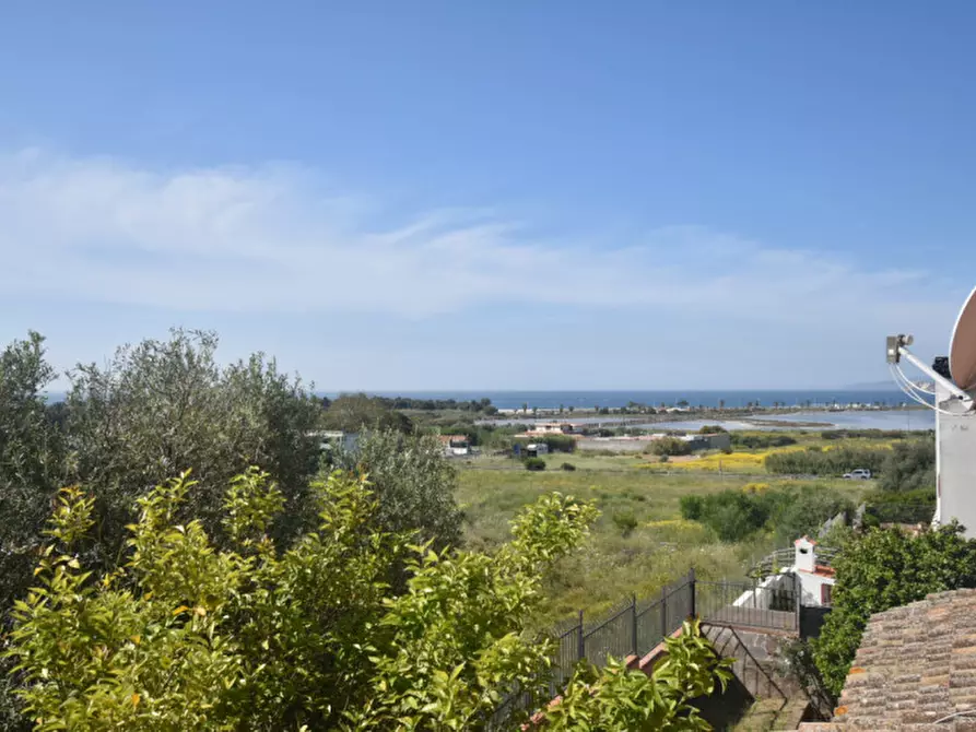 Immagine 27 di Villa in vendita  a Quartu Sant'elena