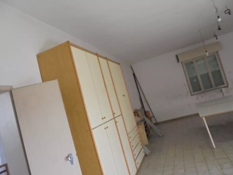 Immagine 7 di Magazzino in vendita  a Riva Del Po