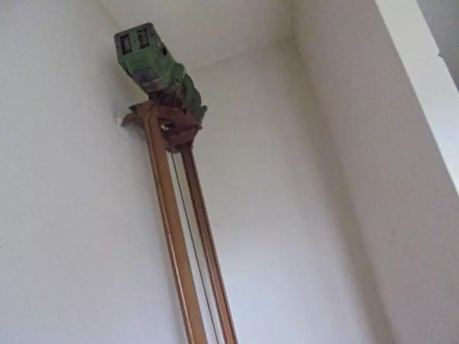 Immagine 10 di Magazzino in vendita  a Riva Del Po