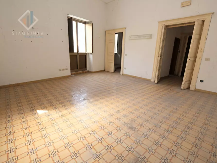 Immagine 6 di Casa indipendente in vendita  in PIAZZA MARIA AUSILIATRICE N.03 a Palagonia