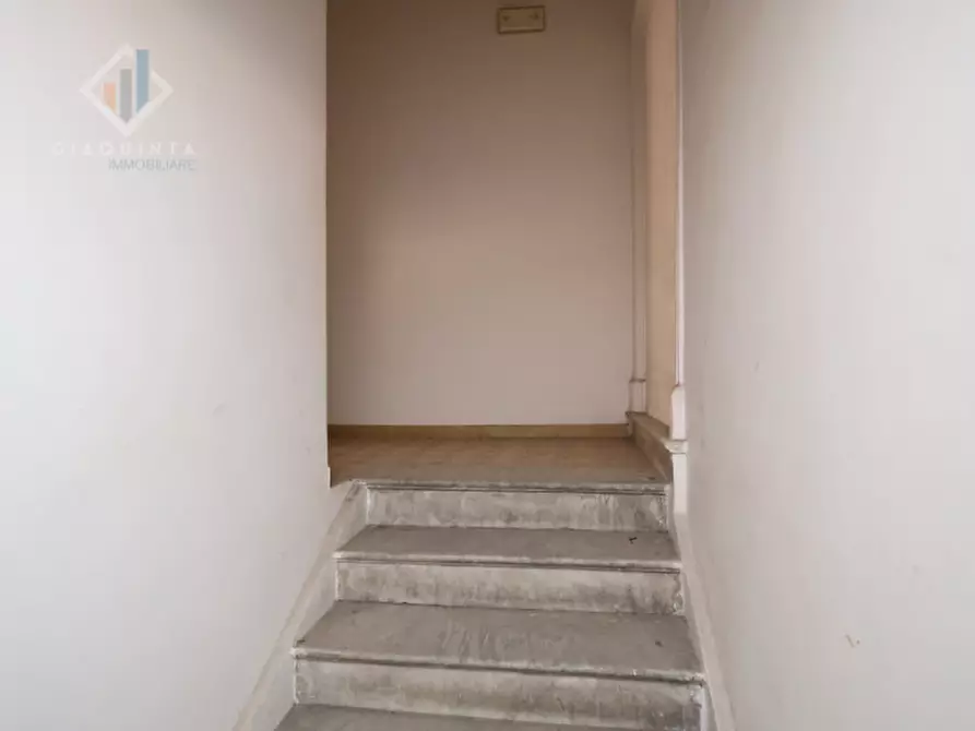 Immagine 7 di Casa indipendente in vendita  in PIAZZA MARIA AUSILIATRICE N.03 a Palagonia