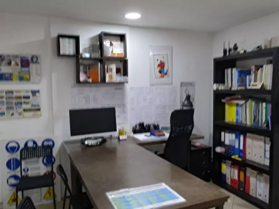 Immagine 12 di Casa indipendente in vendita  in PIAZZA MARIA AUSILIATRICE N.03 a Palagonia