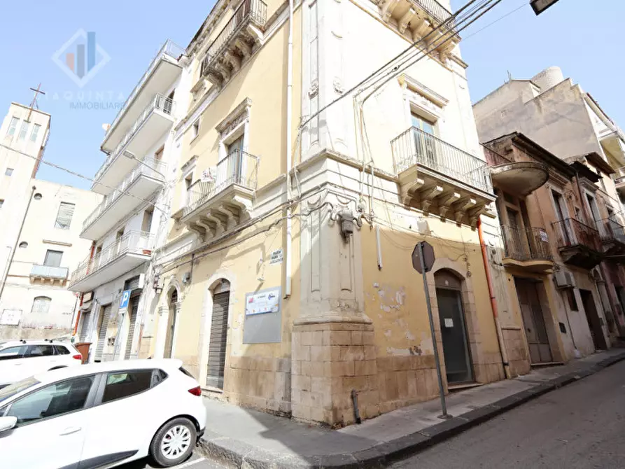 Immagine 26 di Casa indipendente in vendita  in PIAZZA MARIA AUSILIATRICE N.03 a Palagonia