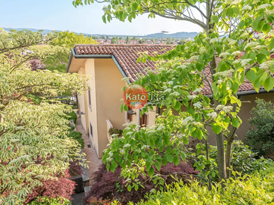 Immagine 4 di Villa in vendita  in Via San Valentino a Montecchio Maggiore