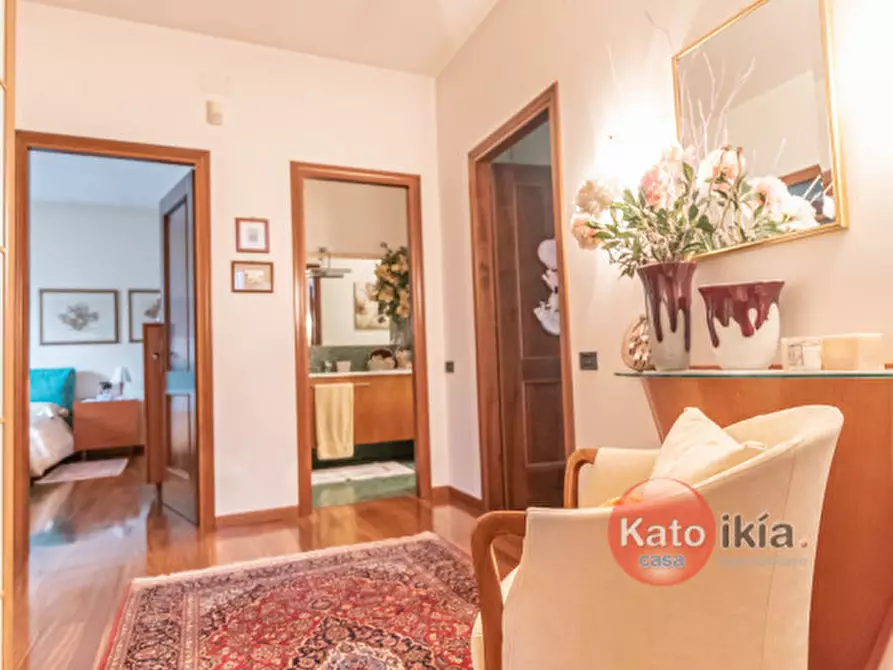 Immagine 15 di Villa in vendita  in Via San Valentino a Montecchio Maggiore