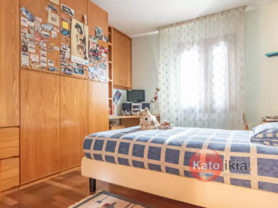 Immagine 22 di Villa in vendita  in Via San Valentino a Montecchio Maggiore