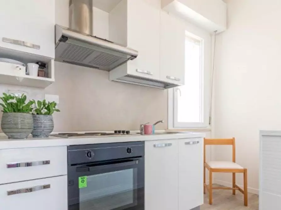 Immagine 3 di Appartamento in affitto  in VIA LORD GEORGE GORDON a Ravenna