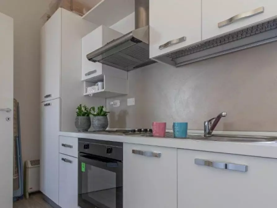 Immagine 4 di Appartamento in affitto  in VIA LORD GEORGE GORDON a Ravenna