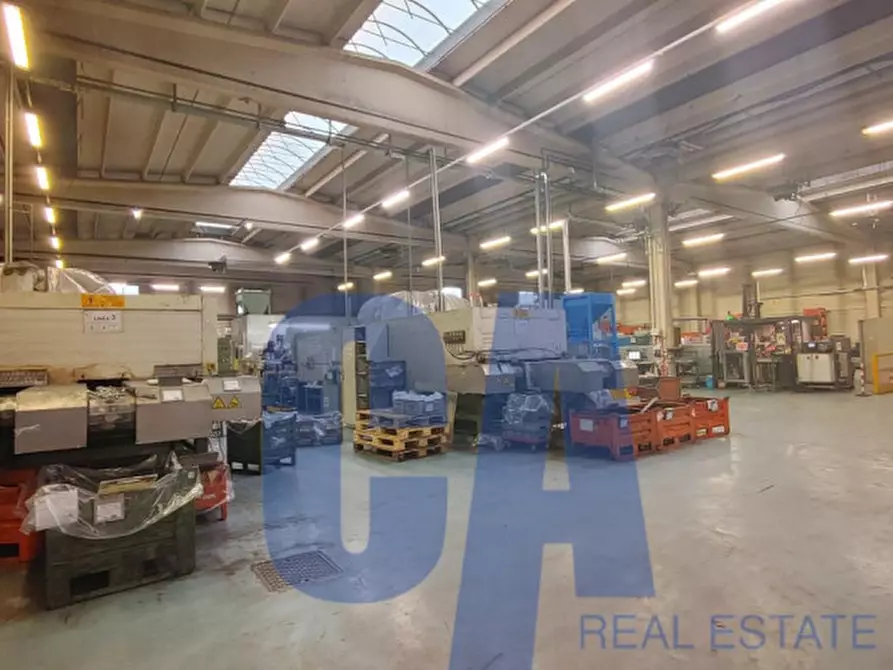 Immagine 22 di Laboratorio in vendita  in VIA BINDELERA a Brugherio