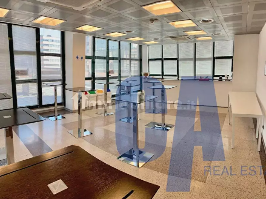 Immagine 5 di Ufficio in vendita  in VIA BARTOLOMEO COLLEONI a Agrate Brianza