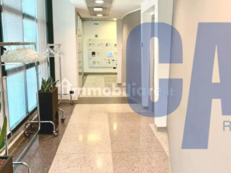 Immagine 7 di Ufficio in vendita  in VIA BARTOLOMEO COLLEONI a Agrate Brianza