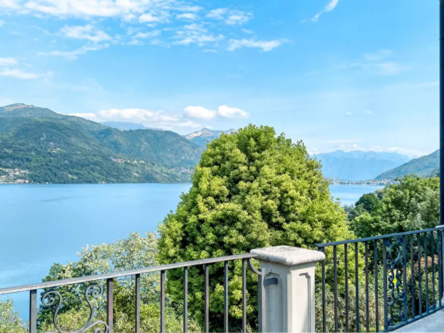 Immagine 25 di Villa in vendita  in via crabbia 1 a Pettenasco