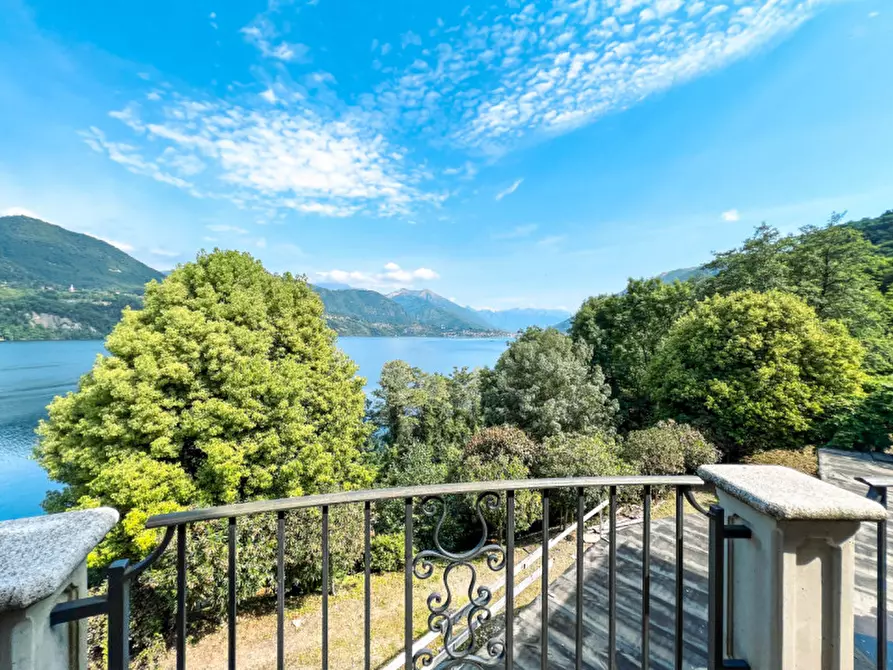 Immagine 31 di Villa in vendita  in via crabbia 1 a Pettenasco