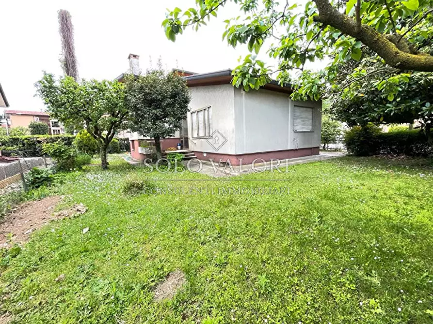 Immagine 5 di Villa in vendita  in Via Damini a Castelfranco Veneto