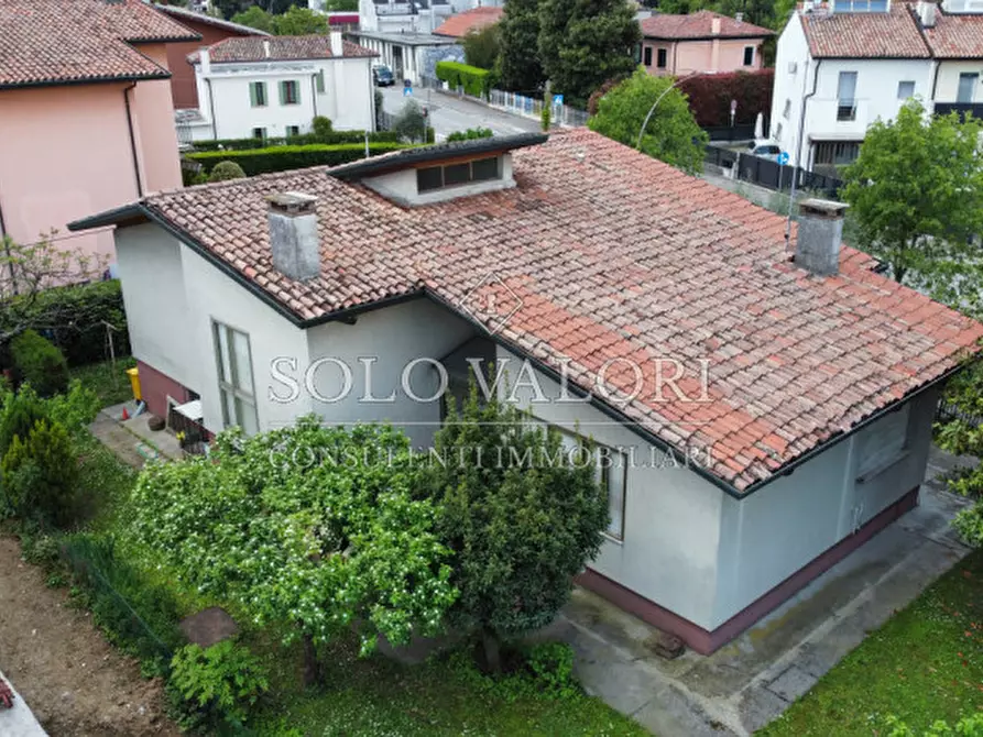 Immagine 6 di Villa in vendita  in Via Damini a Castelfranco Veneto