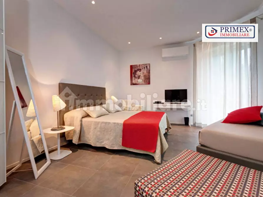 Immagine 4 di Appartamento in affitto  in VIA APPIA PIGNATELLI a Roma