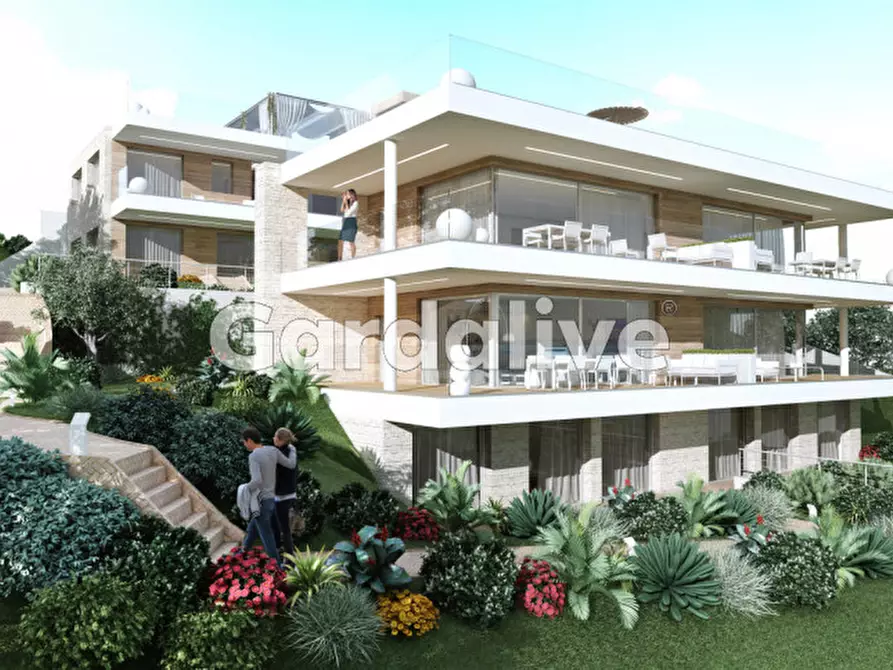 Immagine 3 di Appartamento in vendita  a Toscolano-Maderno