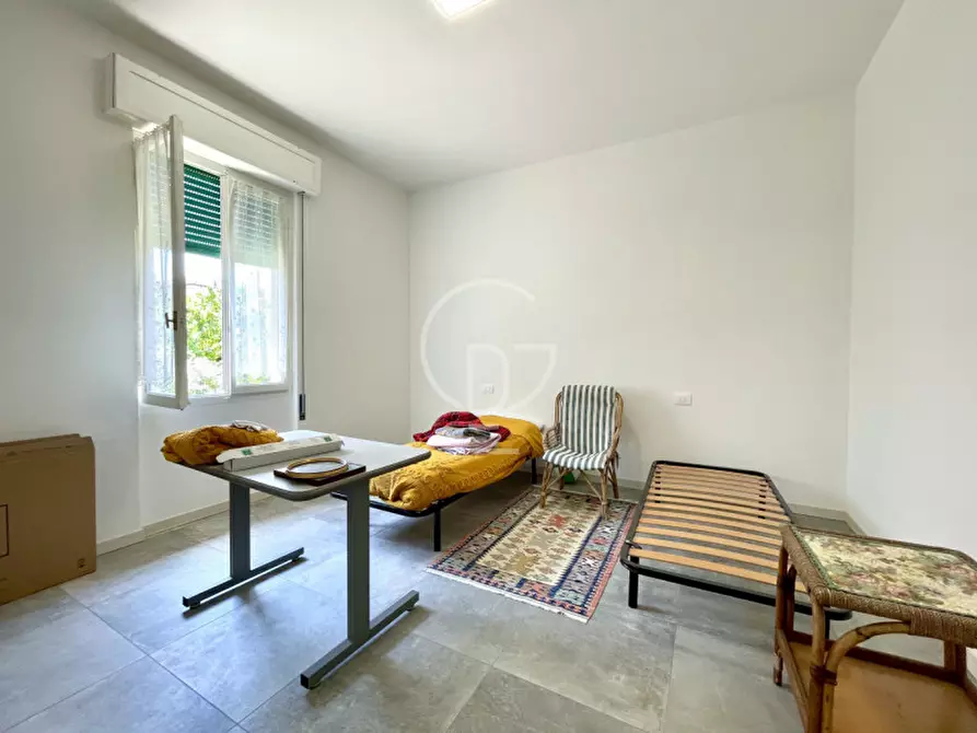 Immagine 16 di Villa in vendita  in Viale Dante Alighieri a Desenzano Del Garda