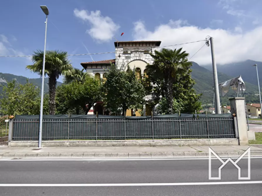 Immagine 4 di Villa in vendita  a Borso Del Grappa