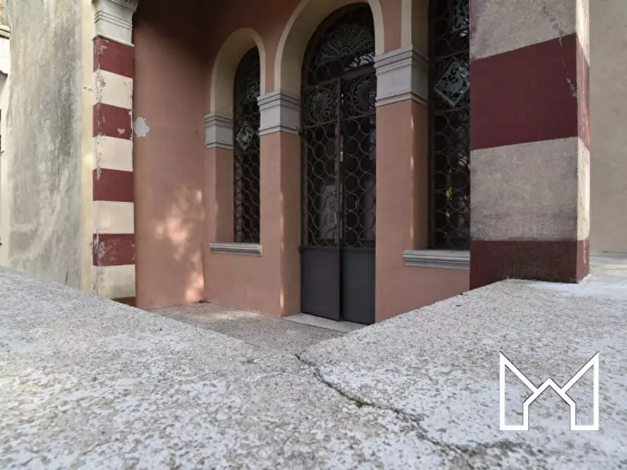 Immagine 33 di Villa in vendita  a Borso Del Grappa