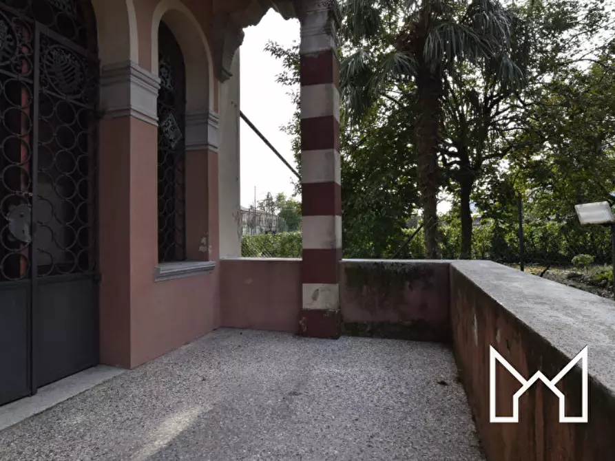 Immagine 34 di Villa in vendita  a Borso Del Grappa