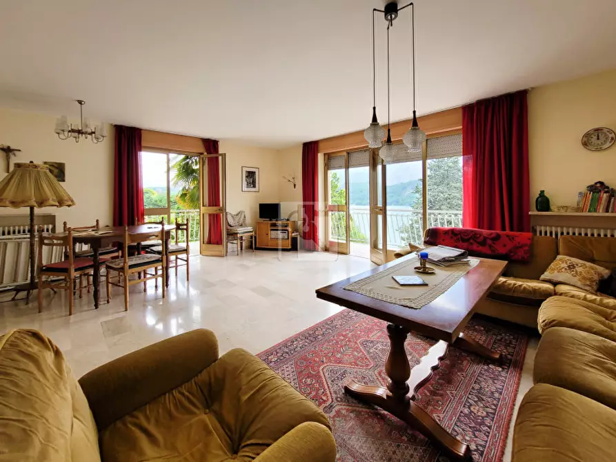 Immagine 10 di Villa in vendita  in via lungolago a Cavedine