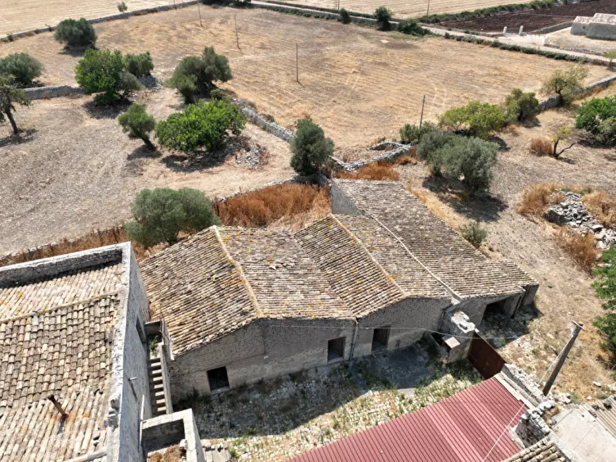 Immagine 2 di Rustico / casale in vendita  in Contrada Commaldo a Rosolini