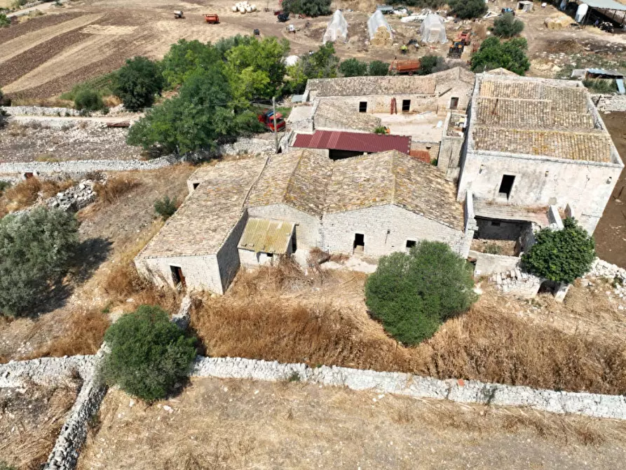 Immagine 3 di Rustico / casale in vendita  in Contrada Commaldo a Rosolini