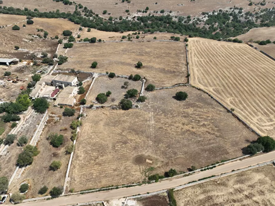 Immagine 22 di Rustico / casale in vendita  in Contrada Commaldo a Rosolini