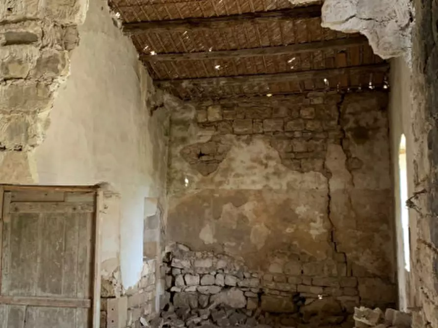 Immagine 24 di Rustico / casale in vendita  in Contrada Commaldo a Rosolini