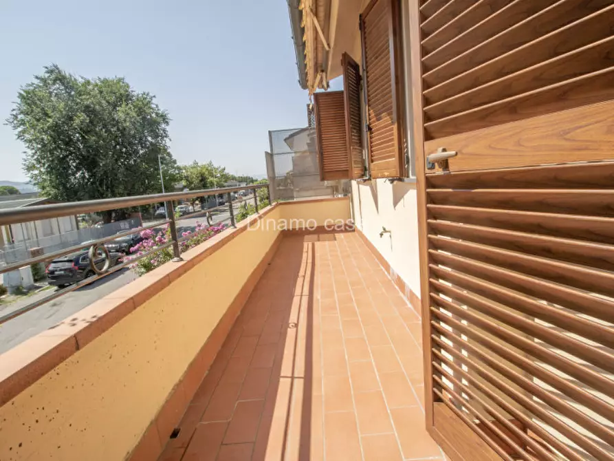 Immagine 32 di Appartamento in vendita  in Via Giulio Braga a Prato