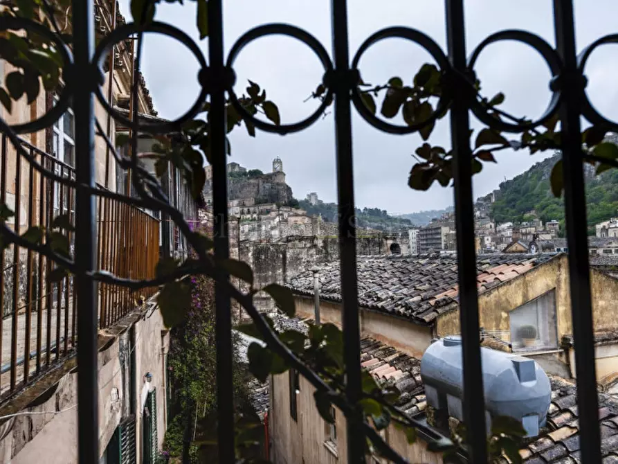 Immagine 42 di Casa indipendente in vendita  in Via Pisacane  21 a Modica
