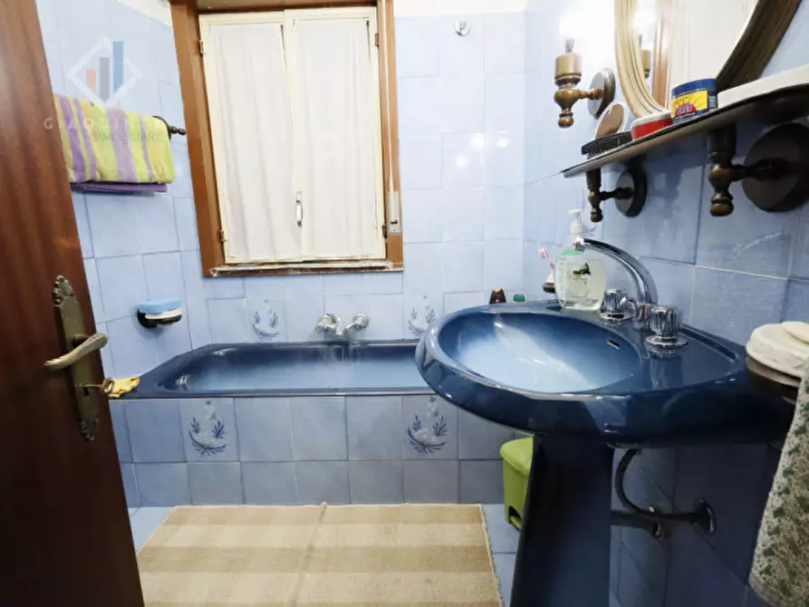 Immagine 13 di Casa indipendente in vendita  in via aquilea n.38 a Palagonia