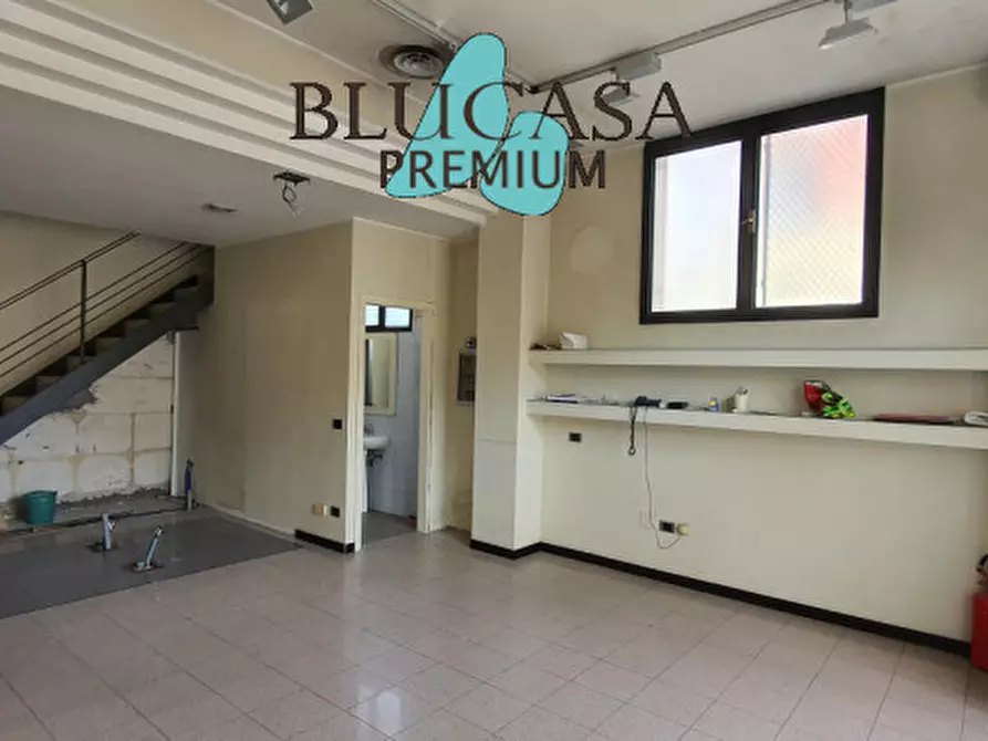 Immagine 7 di Negozio in vendita  in Viale Matteotti 19 a Predappio