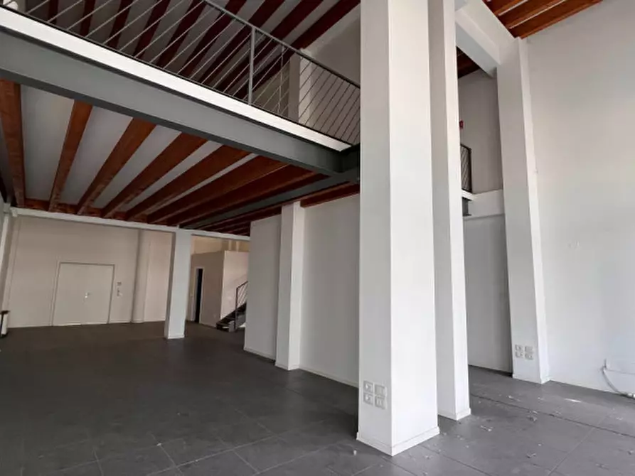 Immagine 3 di Ufficio in vendita  in Via Dalmazia 21 a Brescia