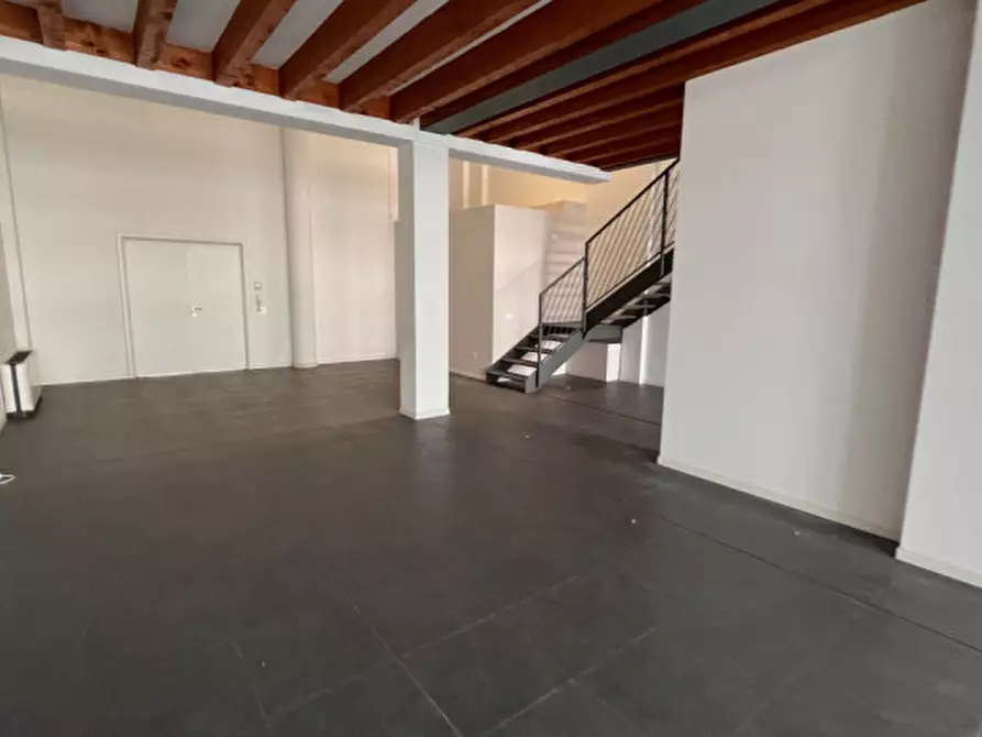 Immagine 5 di Ufficio in vendita  in Via Dalmazia 21 a Brescia