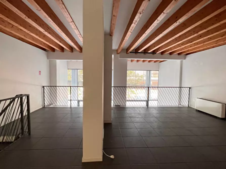 Immagine 15 di Ufficio in vendita  in Via Dalmazia 21 a Brescia