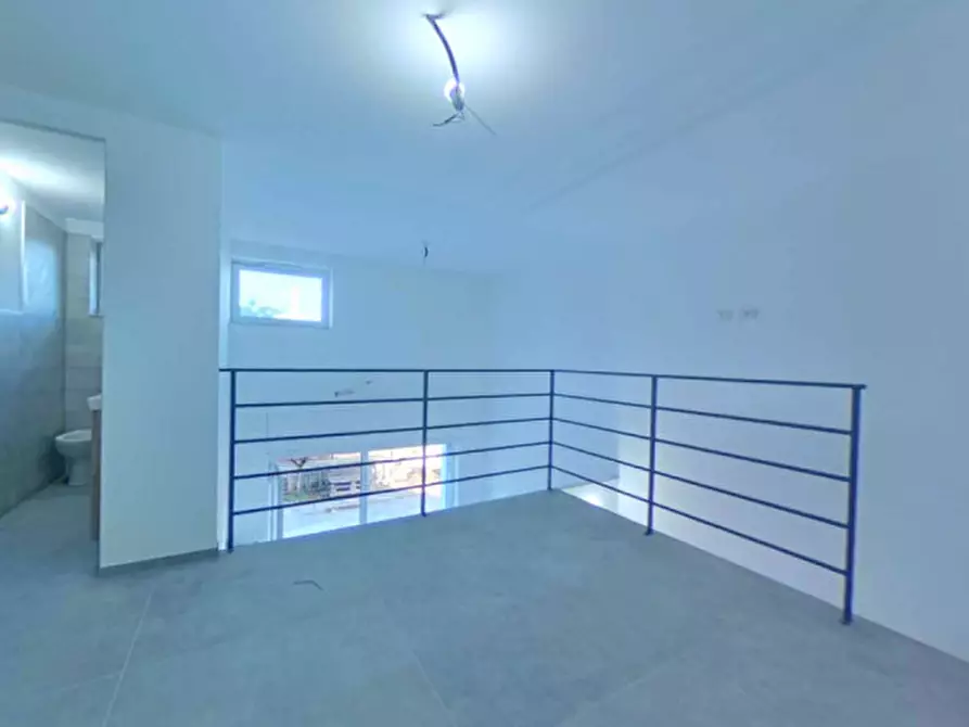 Immagine 15 di Laboratorio in vendita  a Fasano