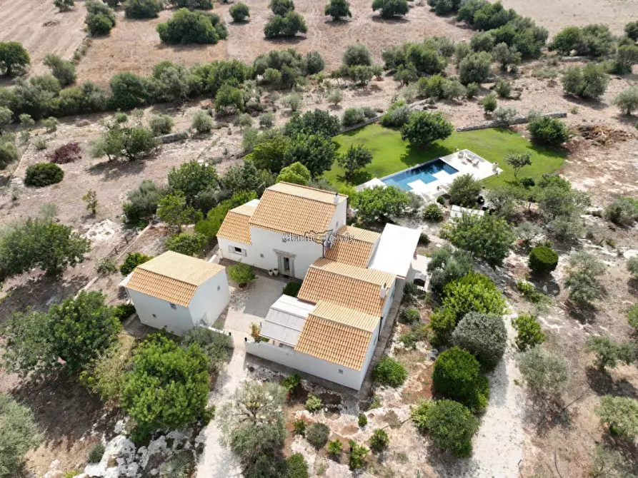 Immagine 5 di Villa in vendita  in Contrada Santa Rosalia a Modica