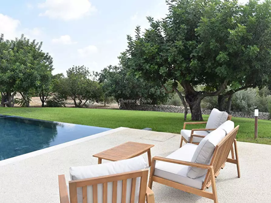 Immagine 13 di Villa in vendita  in Contrada Santa Rosalia a Modica