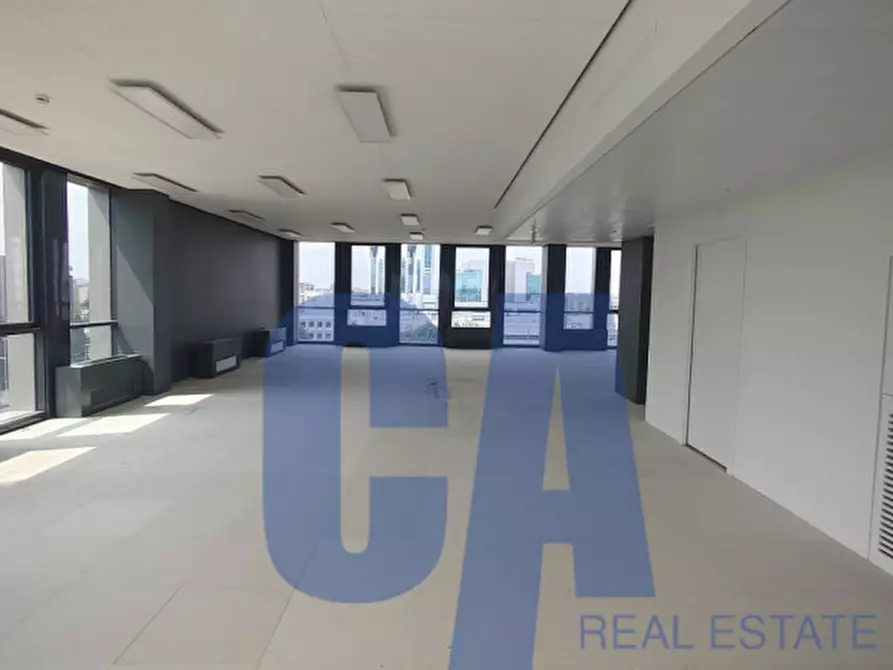 Immagine 10 di Ufficio in affitto  in VIA KULISCIOFF ANNA a Milano